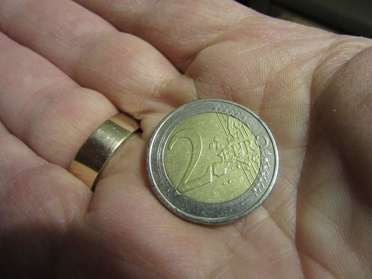 Monete da 2 Euro: Il valore della rarità e il ruolo dei microstati